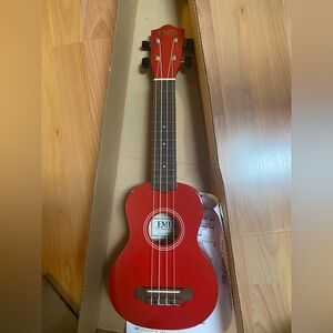 Emu Scarlet Ukulele